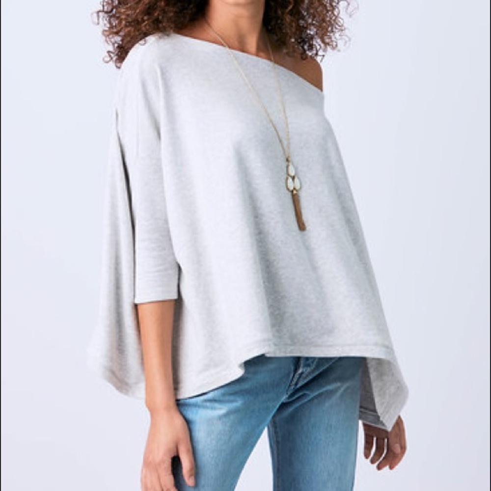 Brand new with tag Stella & Dot Addy Poncho